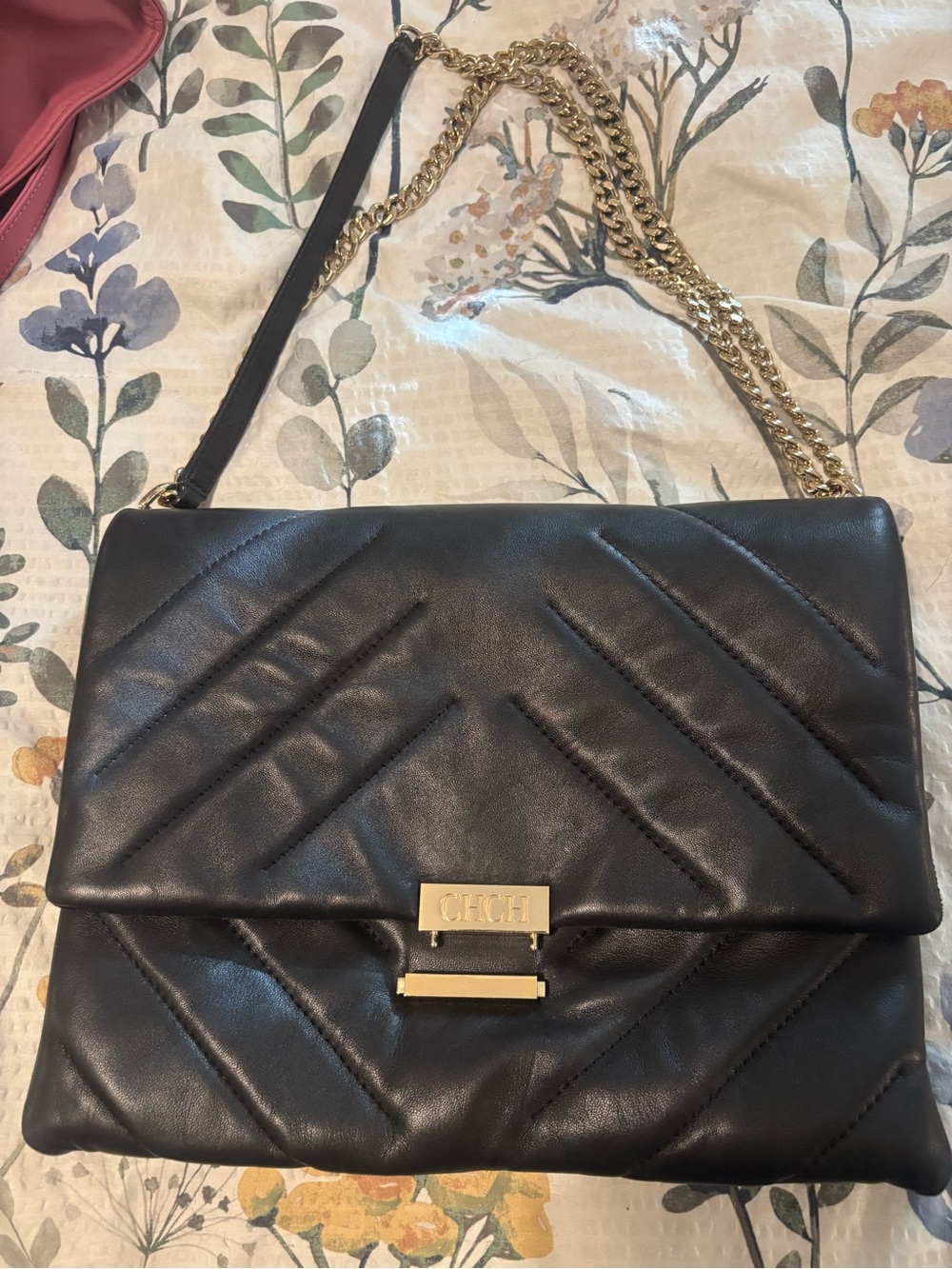Carolina Herrera Black Quilted Leather Shoulder Bag with Gold Chain